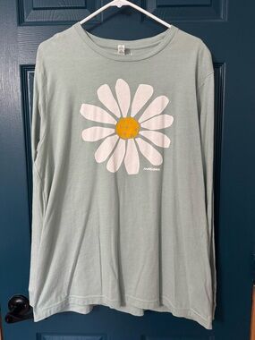 1 long sleeve tee and 1 short sleeve tee